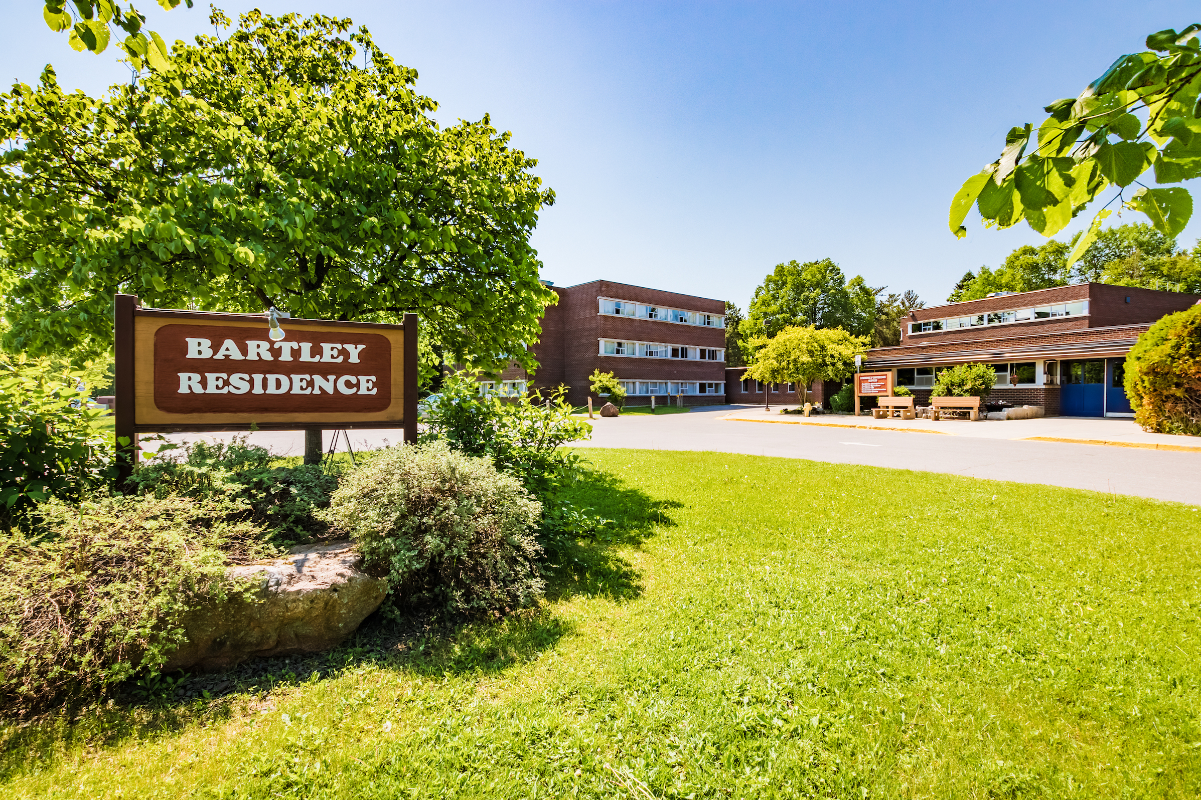 An outdoor view of residence at Lakehead University.