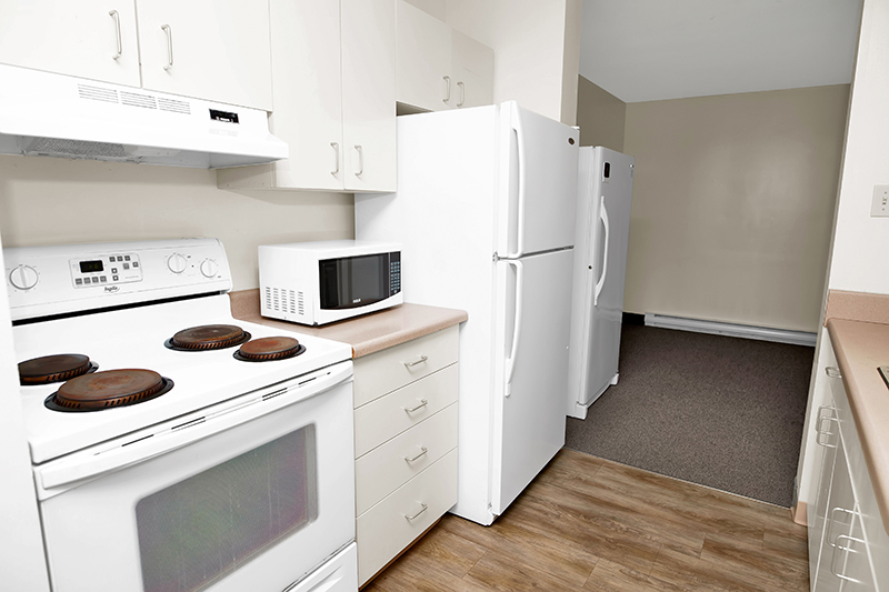 Alternate angle of the kitchen